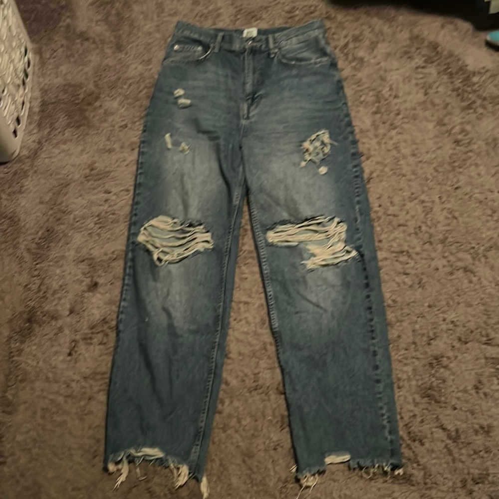 BDG Urban Outfitters baggy ripped jeans